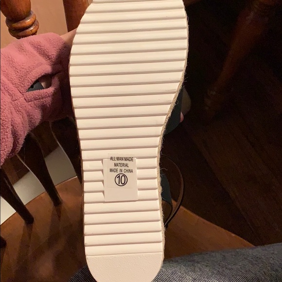 Soda women’s wedge sandals - Picture 4 of 4